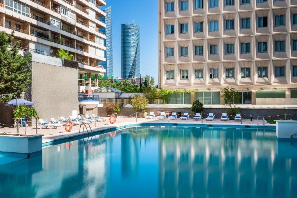 Apartamentos Centro Norte Мадрид Екстериор снимка